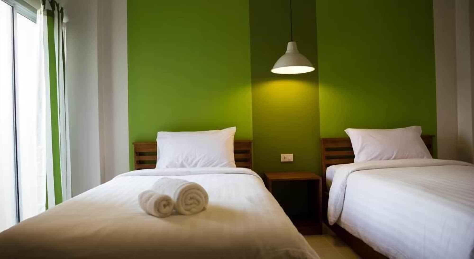 Krabi Pitta House Hotel Екстериор снимка